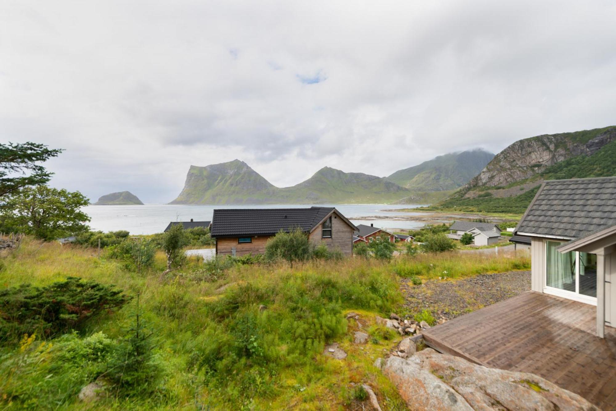Haukland Beach Panorama Offersoya 外观 照片